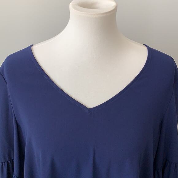 TCEC Navy Bell Sleeve V Neck Pullover Mini Dress Sz L - Picture 3 of 7